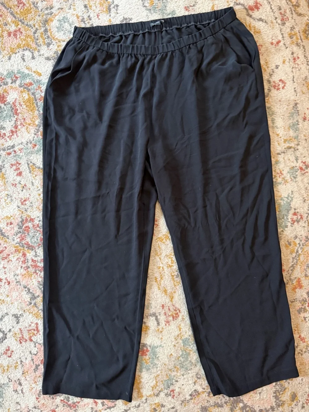 Eileen Fisher Woman - 1x - Black silk Pull-on Pants